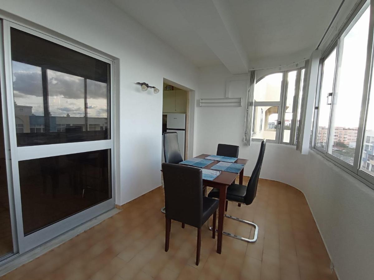 Love Shack Flat In Quarteira Center Bagian luar foto