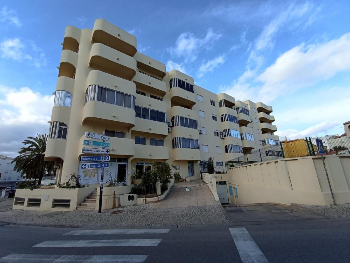 Love Shack Flat In Quarteira Center Bagian luar foto