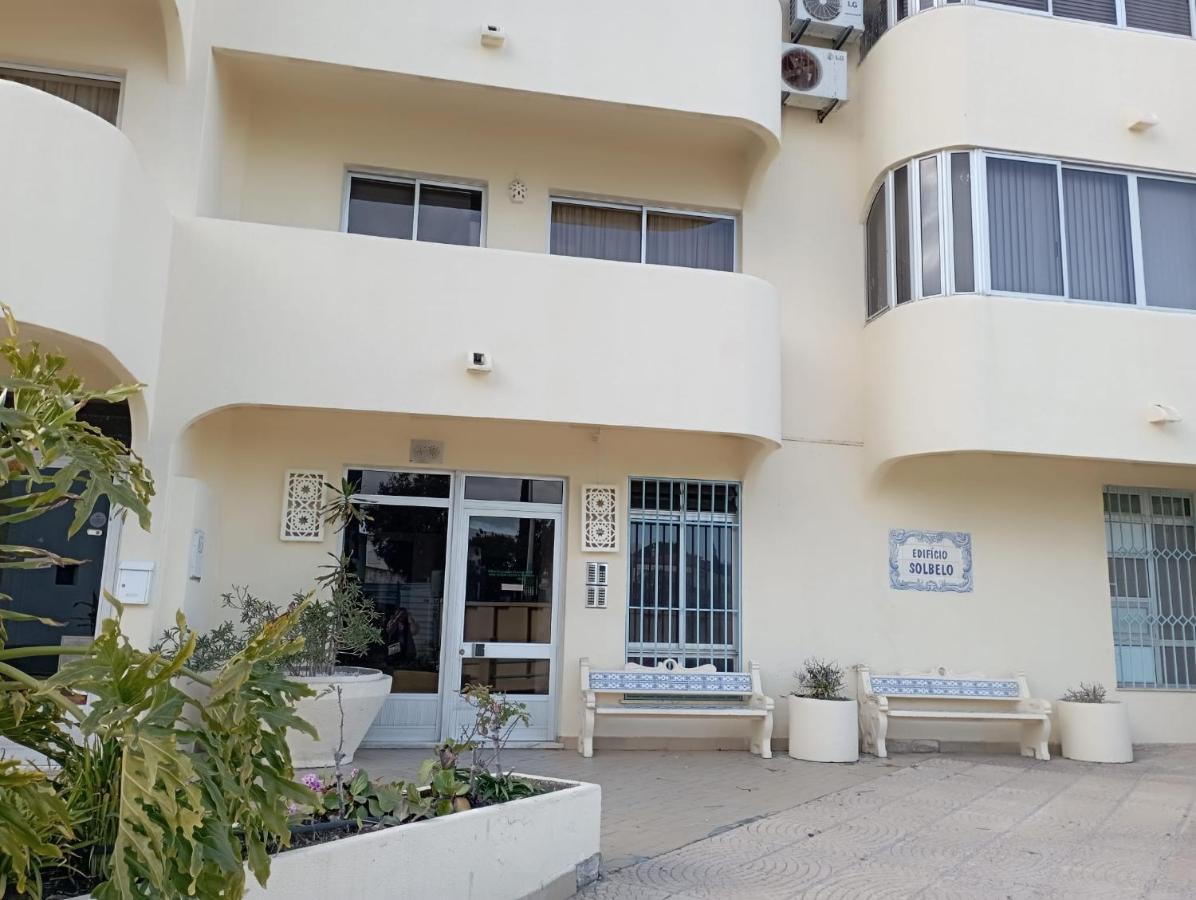 Love Shack Flat In Quarteira Center Bagian luar foto
