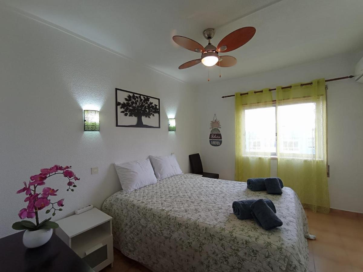 Love Shack Flat In Quarteira Center Bagian luar foto