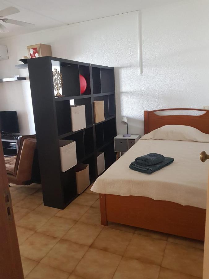 Love Shack Flat In Quarteira Center Bagian luar foto